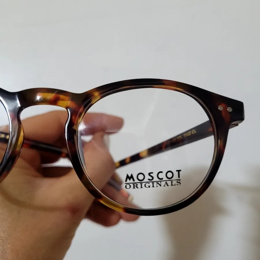 عینک پلنگی MOSCOT