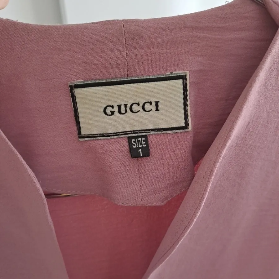 مانتو Gucci