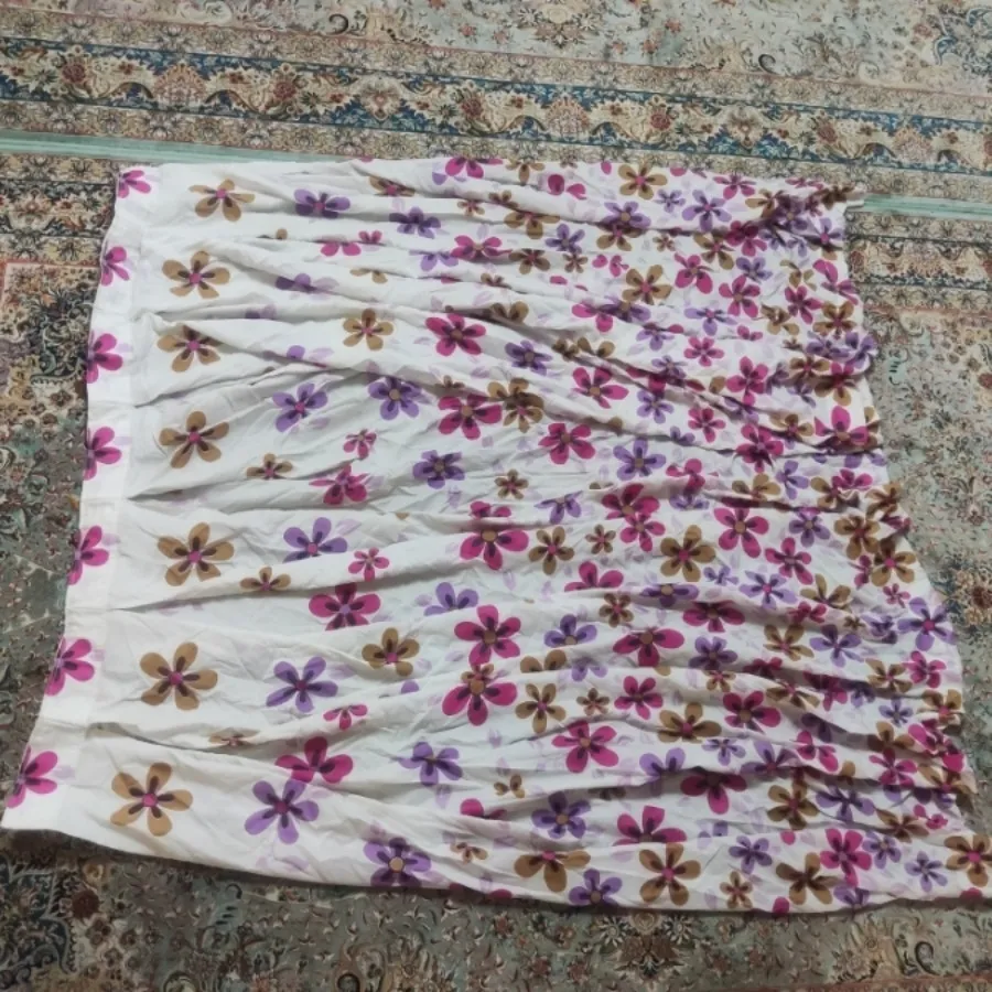 پرده گلدار