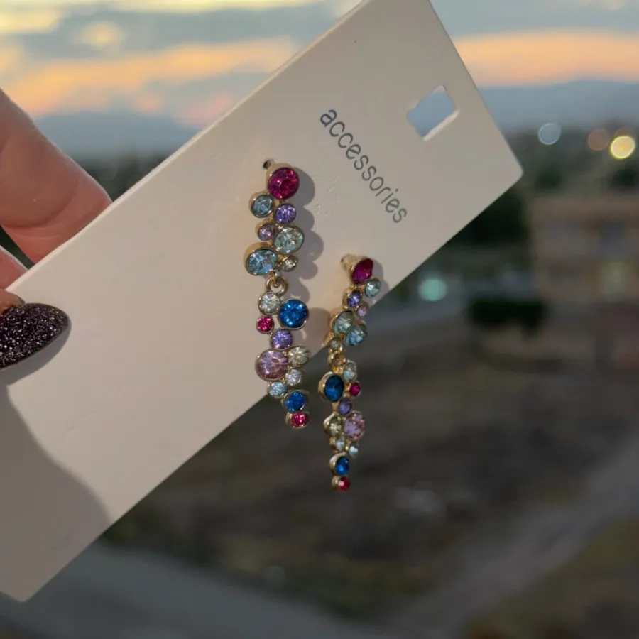 گوشواره فول نگین accessor