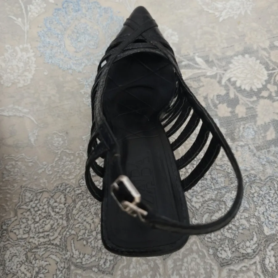 کفش زارا