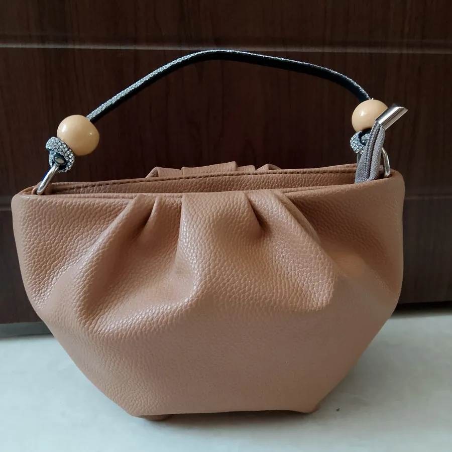 کیف دوشی طرح چرم