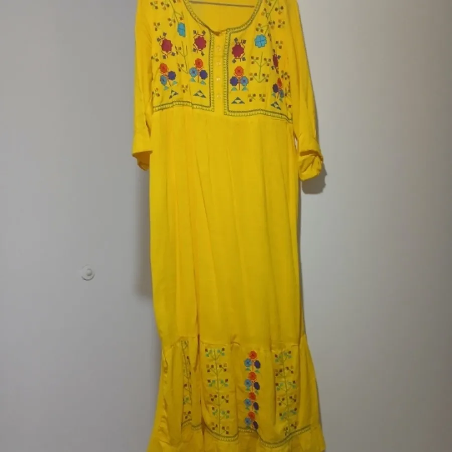 پیراهن ساحلی