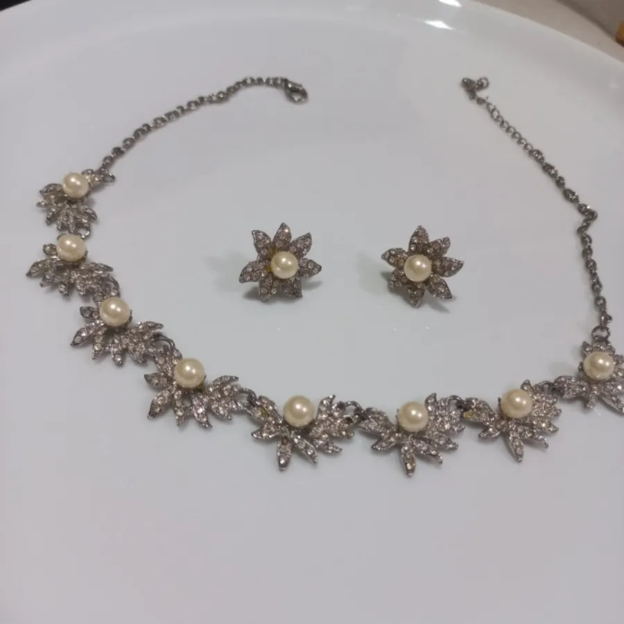 نیم ست مرواریدی