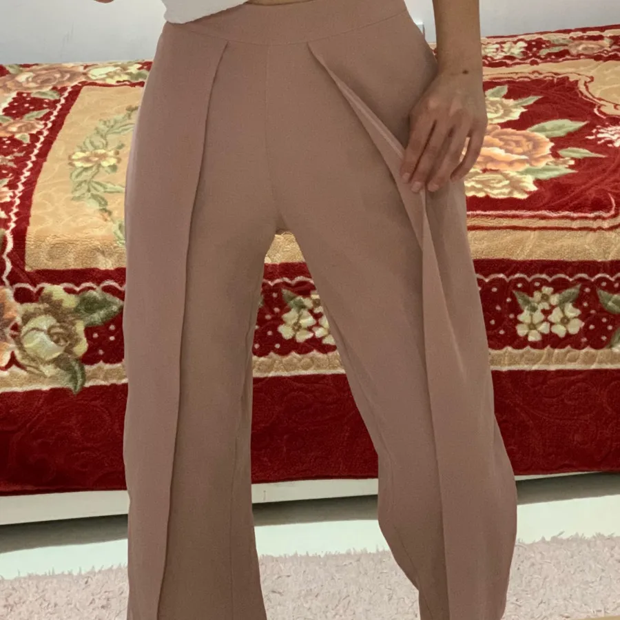 شلوار زنانه
