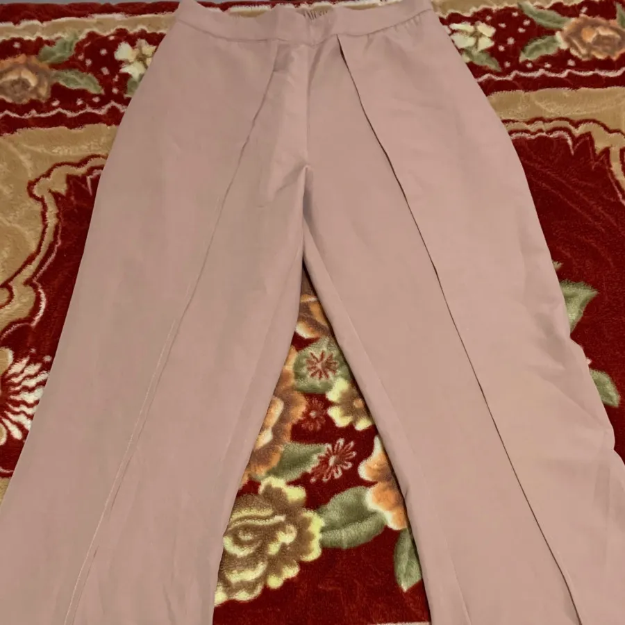 شلوار زنانه