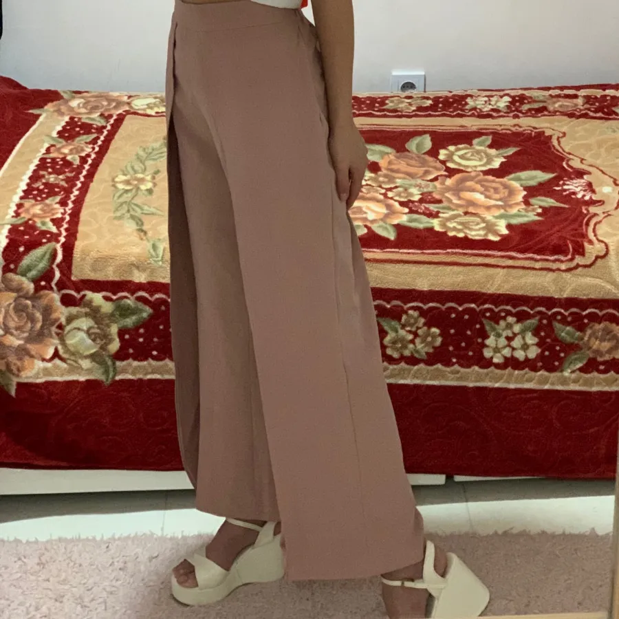 شلوار زنانه