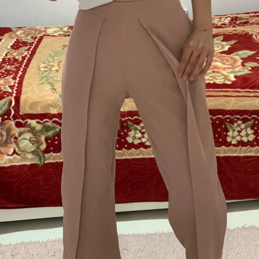 شلوار زنانه