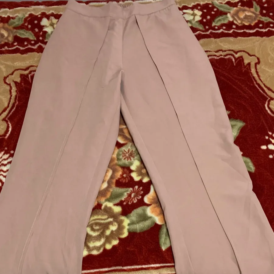 شلوار زنانه