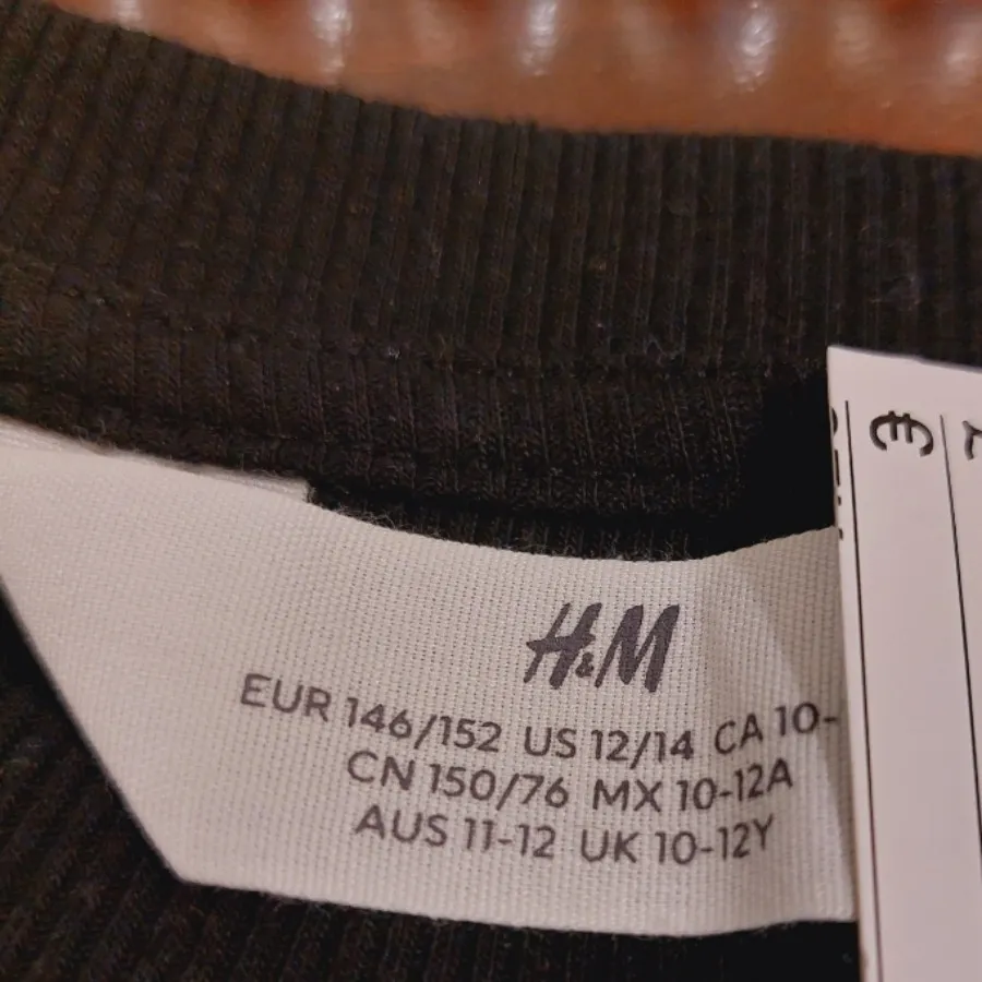تیشرت دخترونه برند h&m