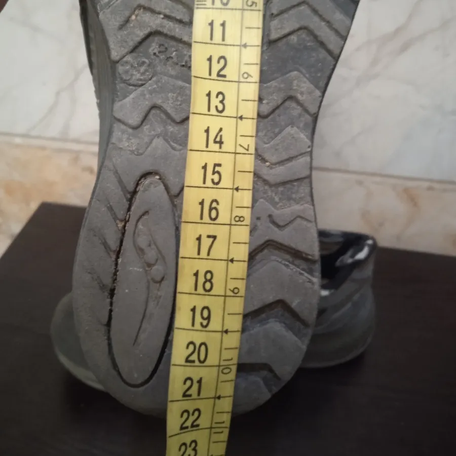 کفش کتونی بچه گانه