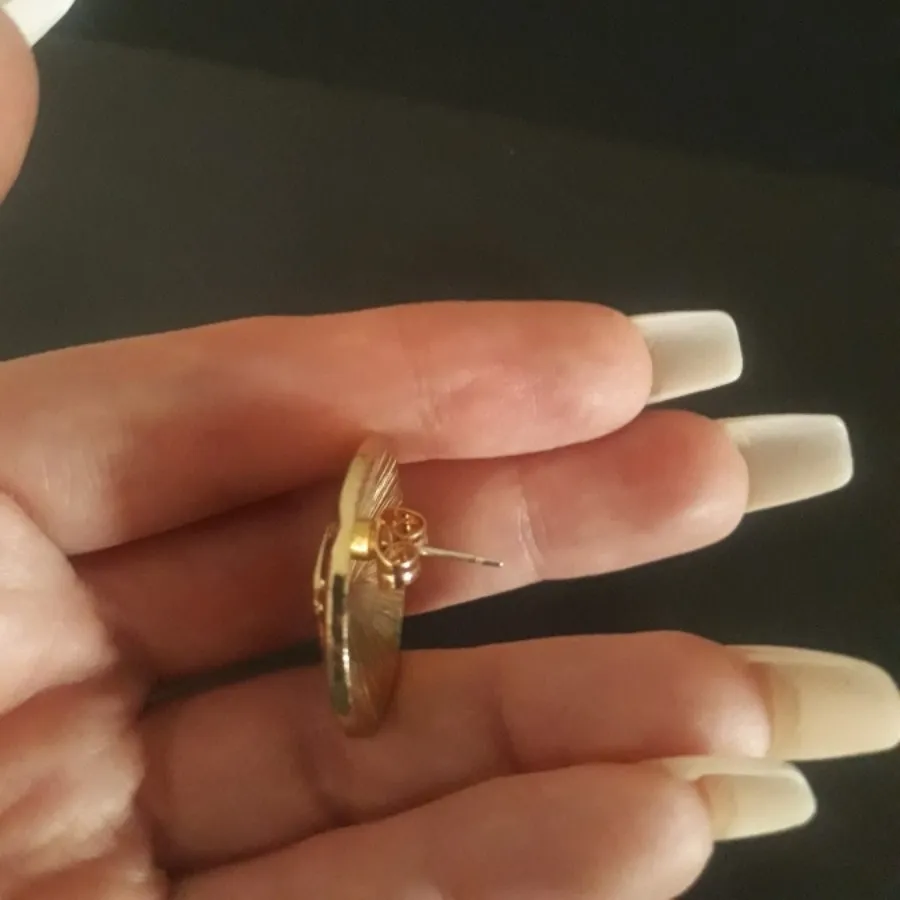 گوشواره با طرح پاریس