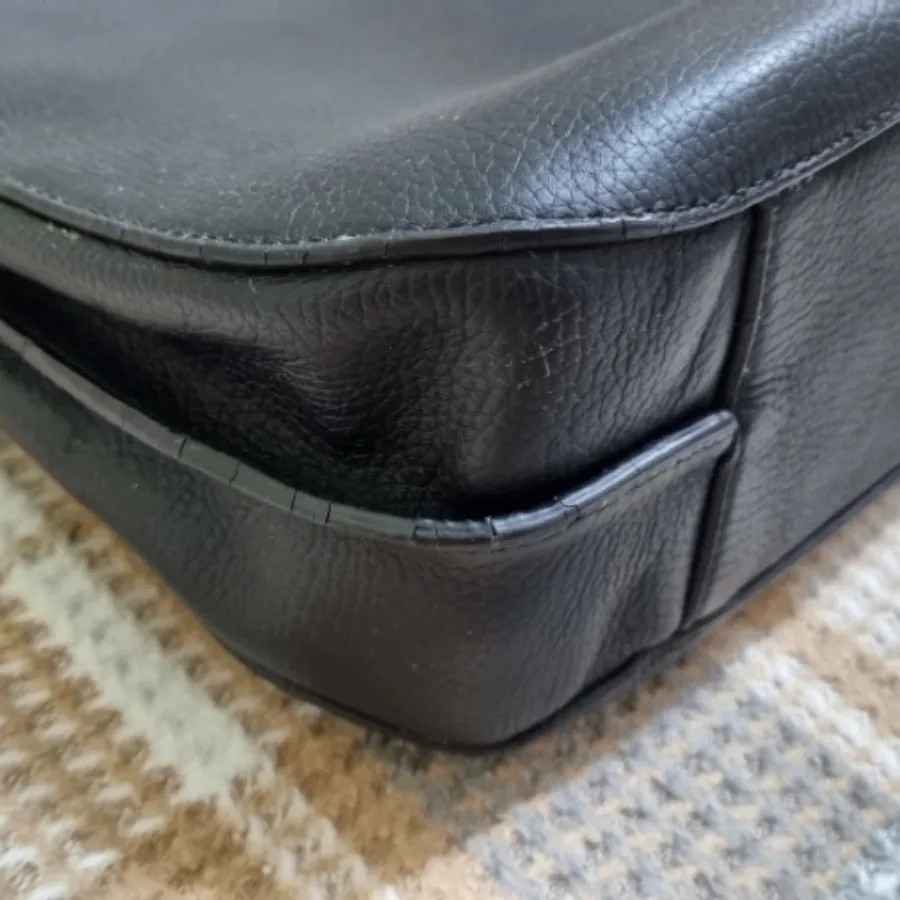 کیف مشکی نوین چرم