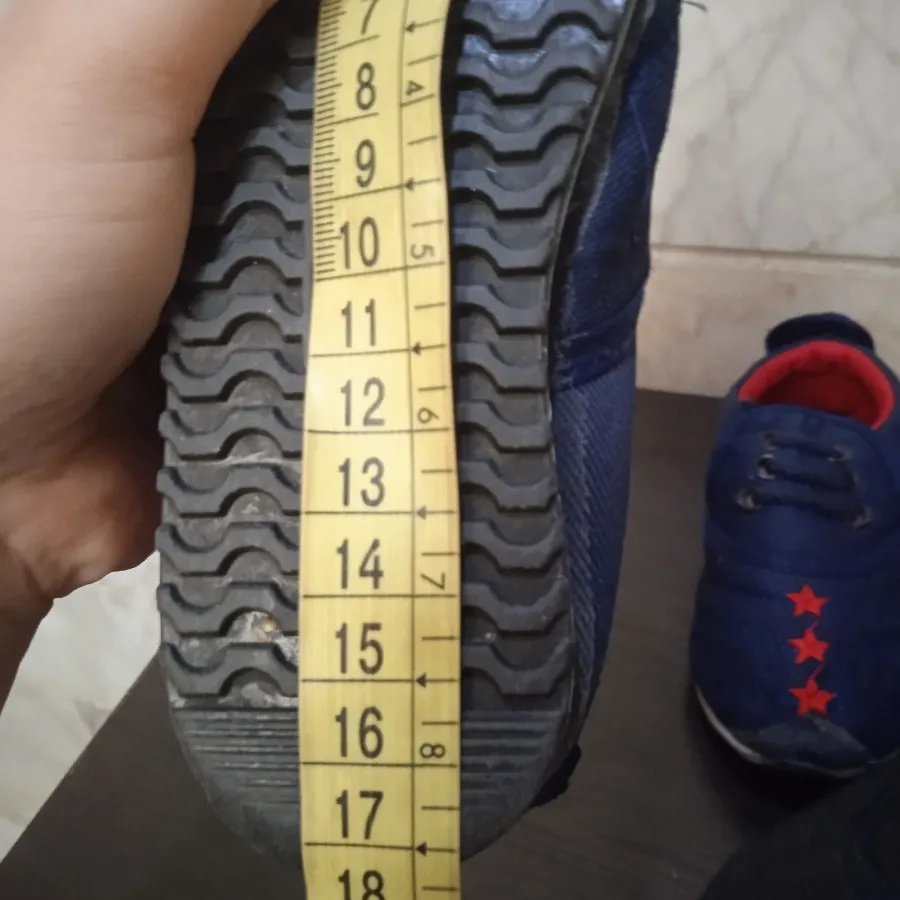 کفش اسپرت بچه گانه