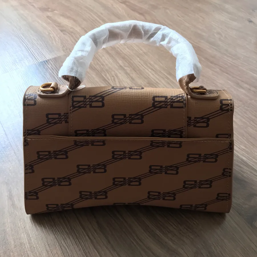کیف Balenciaga