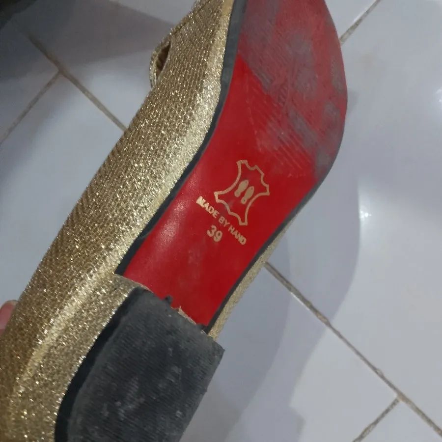 کفش مجلسی