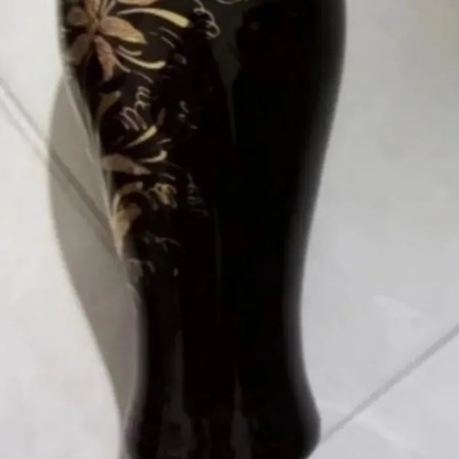 تنگ و لیوان