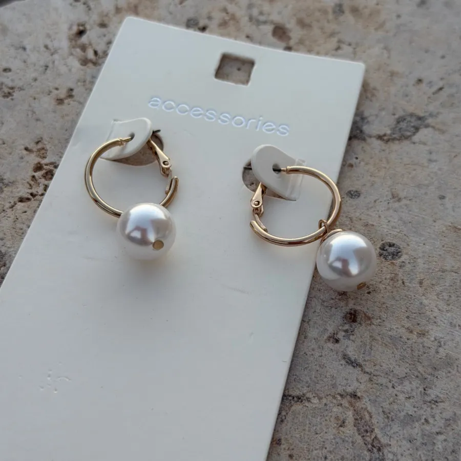 گوشواره مرواریدی accessor