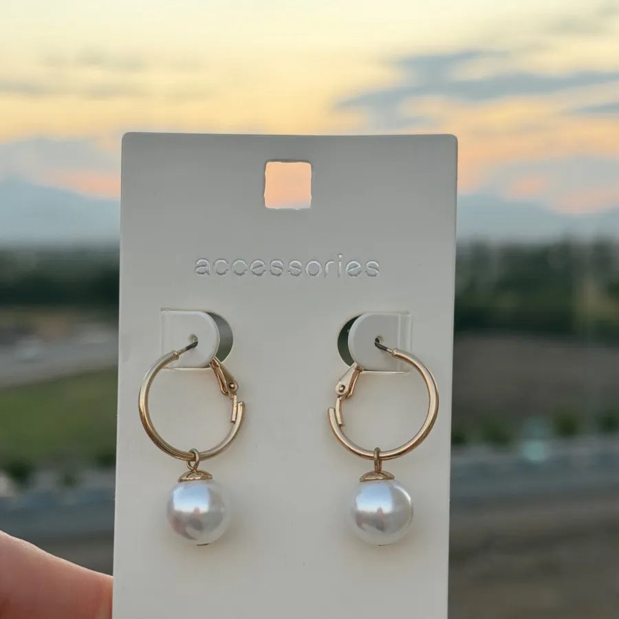 گوشواره مرواریدی accessor