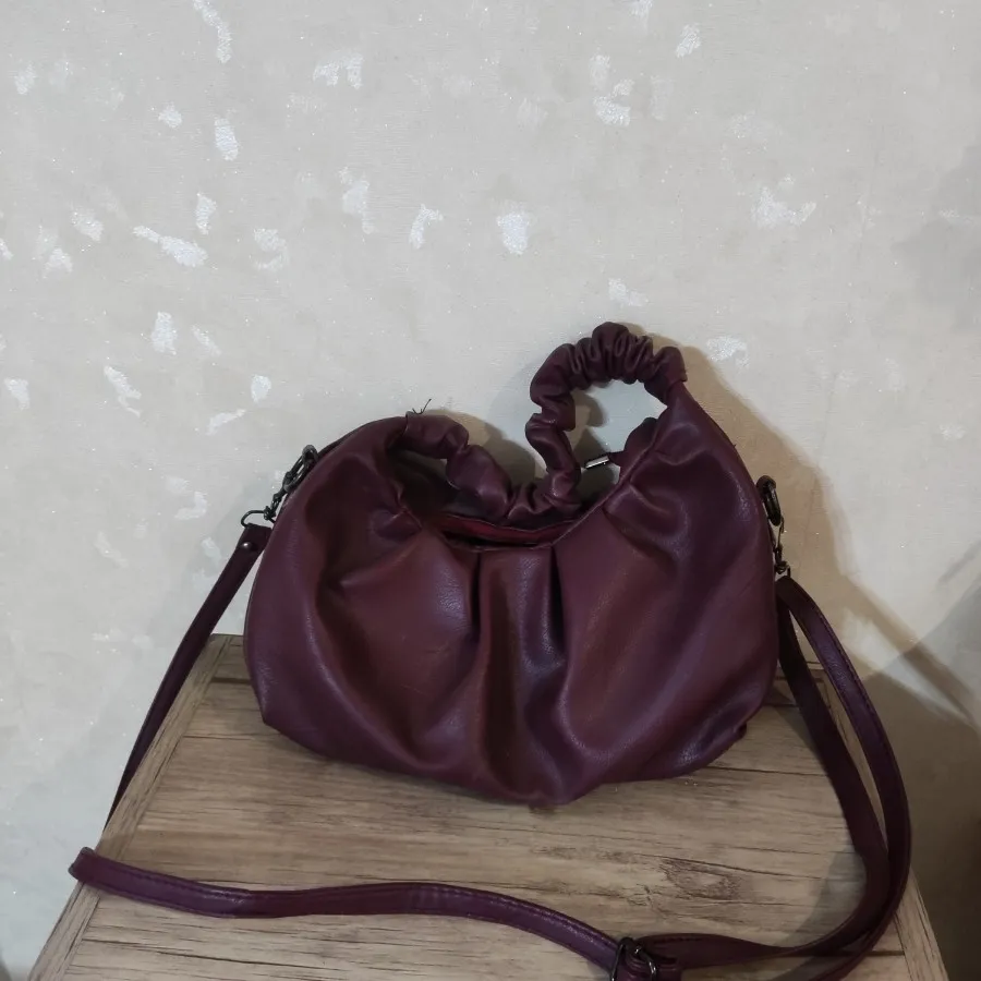 کیف زرشکی