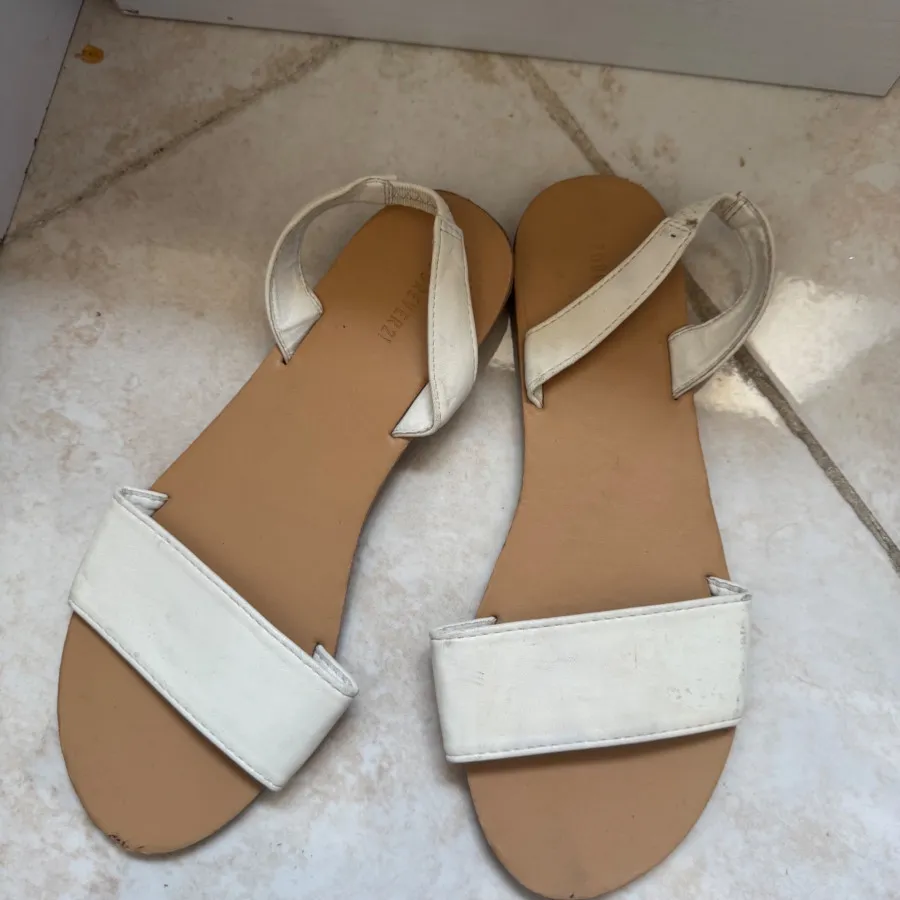 صندل سفید Forever 21