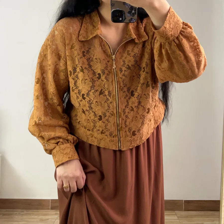 ست بامبر و دامن