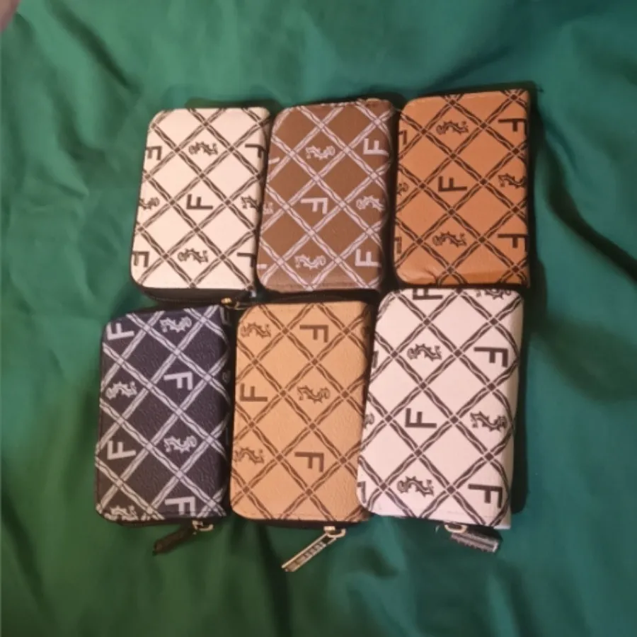 جاکارتی مخمل و چرم 160
