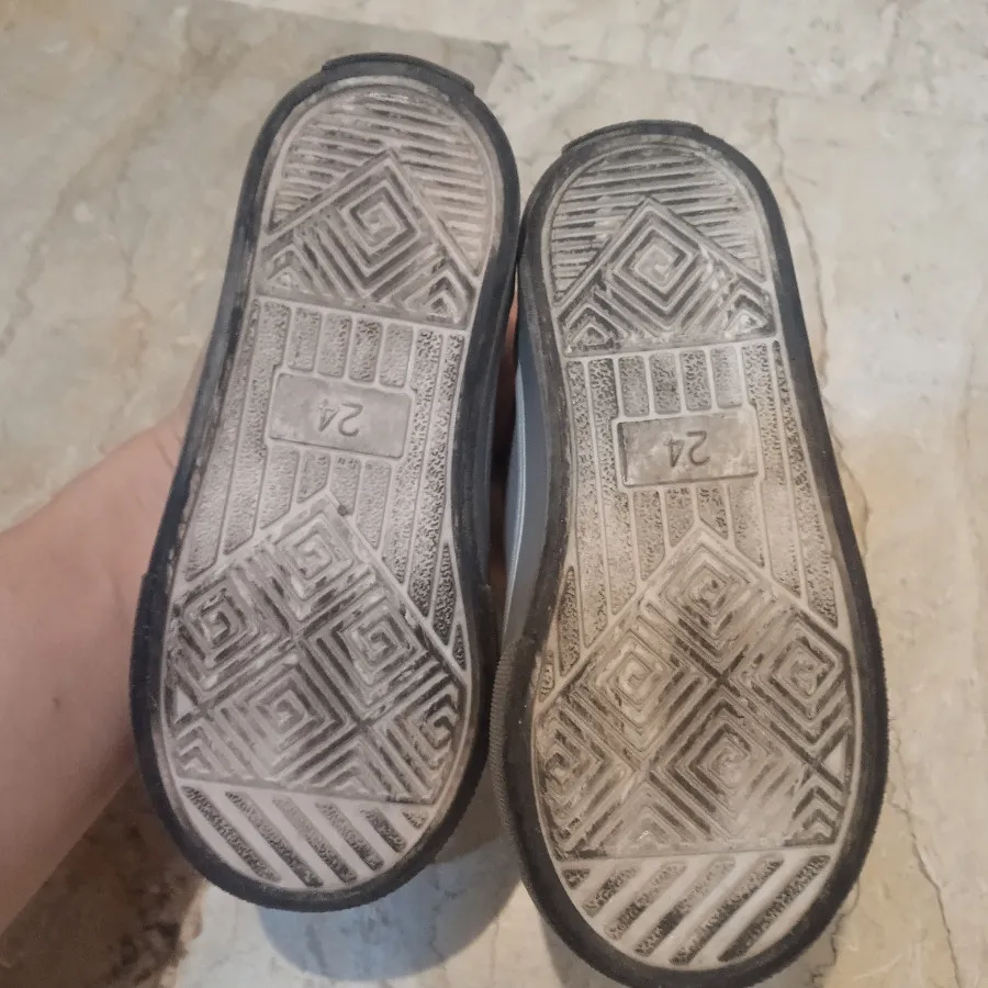 کفش اسپرت