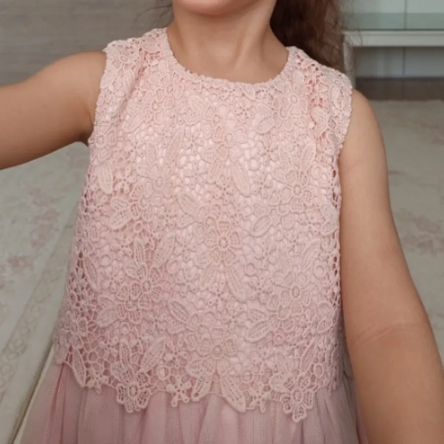 پیراهن دخترانه