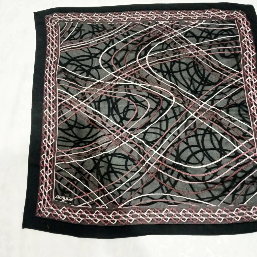 روسری مشکی
