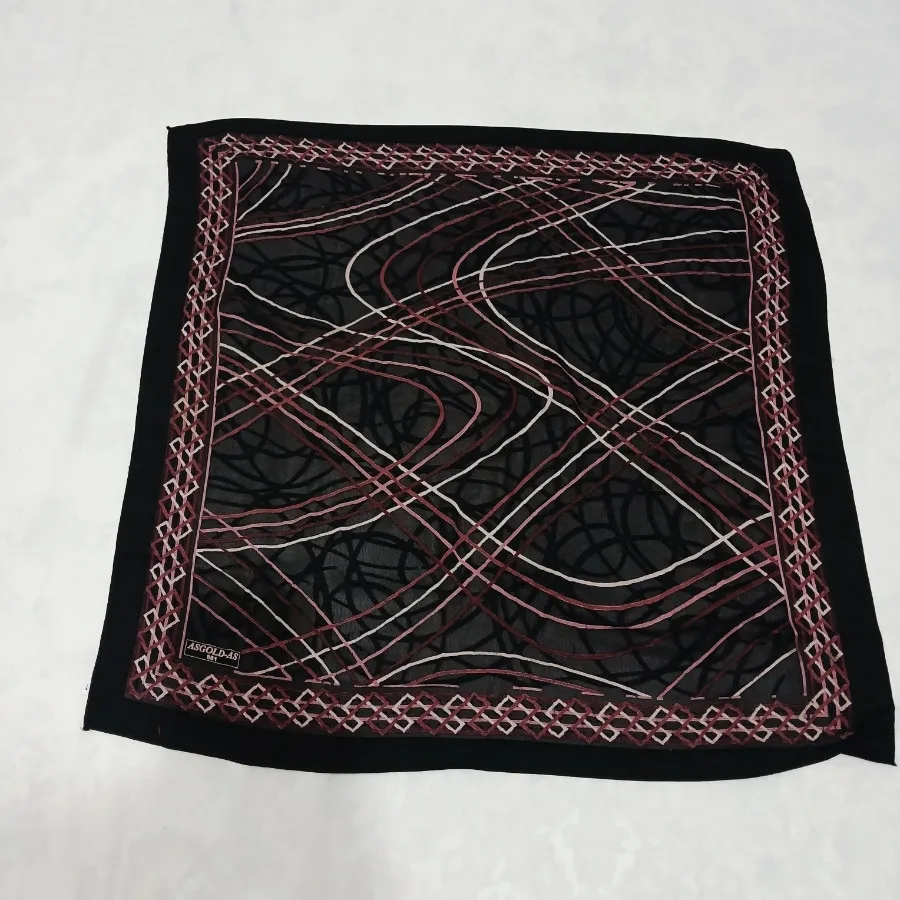روسری مشکی