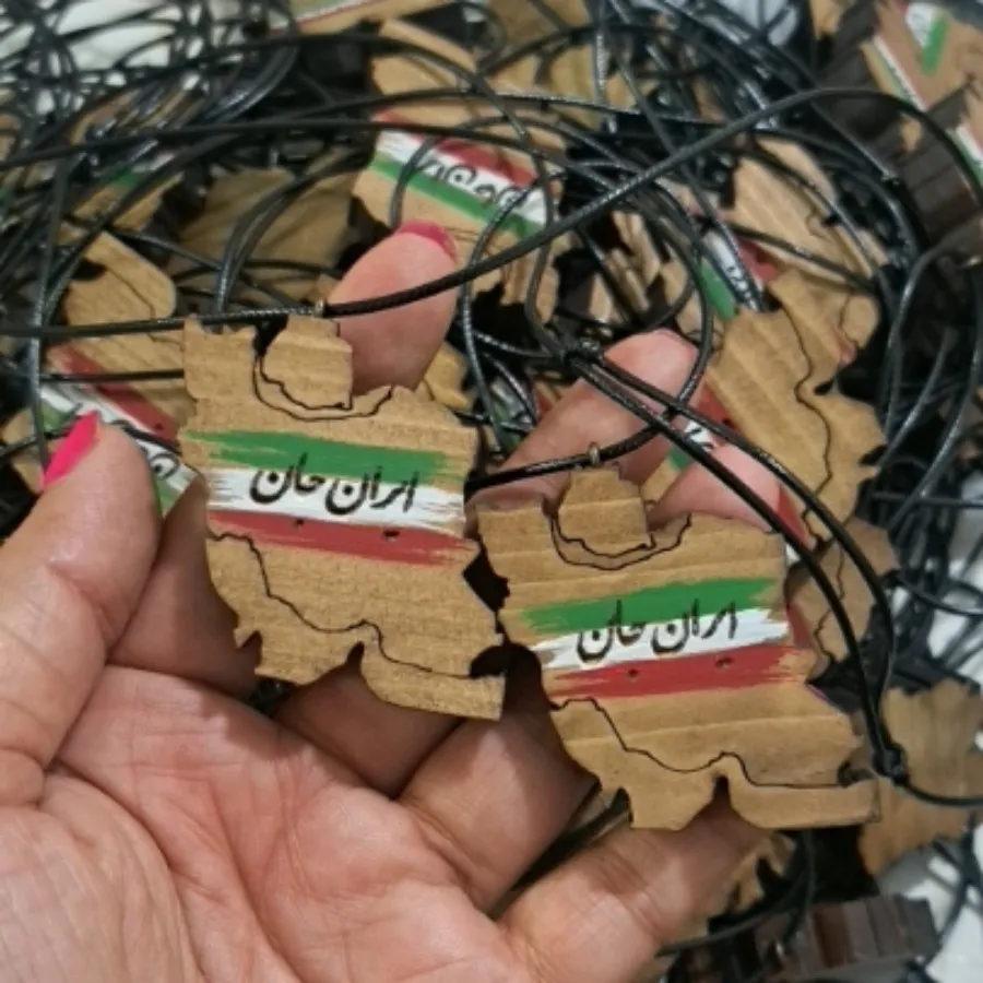 گردنبند ایران جان