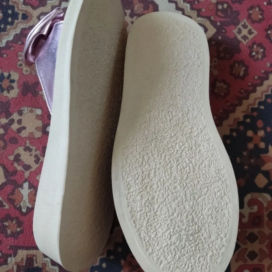 دمپایی رو فرشی