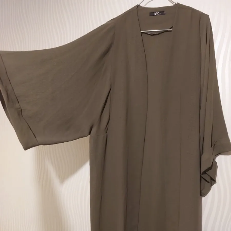 مانتو سبز