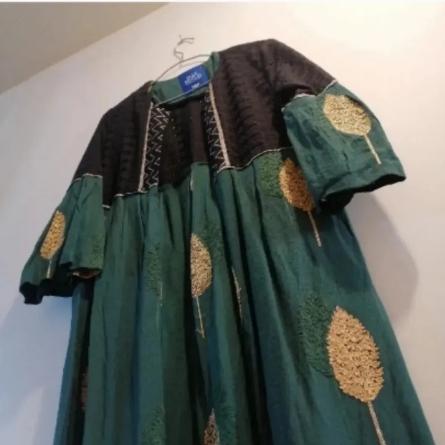 مانتو سوزن و خامه دوزی