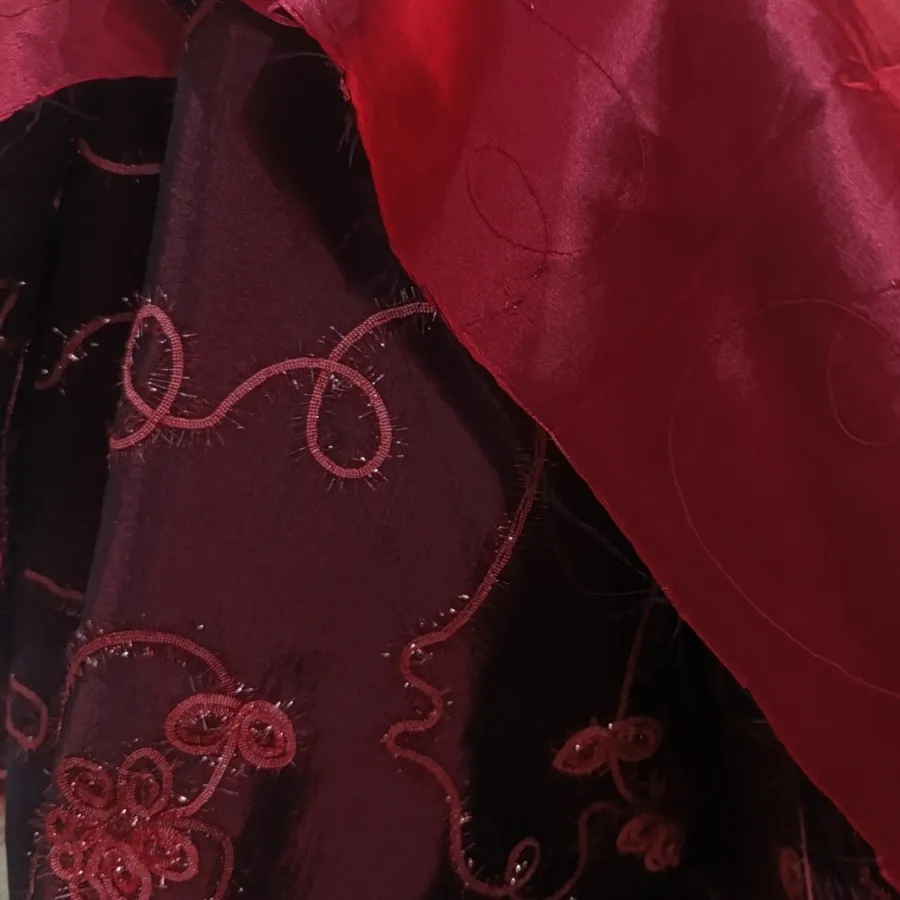 2 قواره پارچه مجلسی