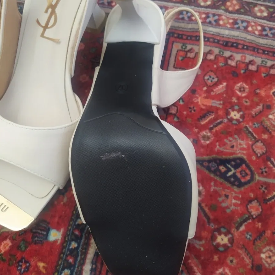 کفش وارادتی
