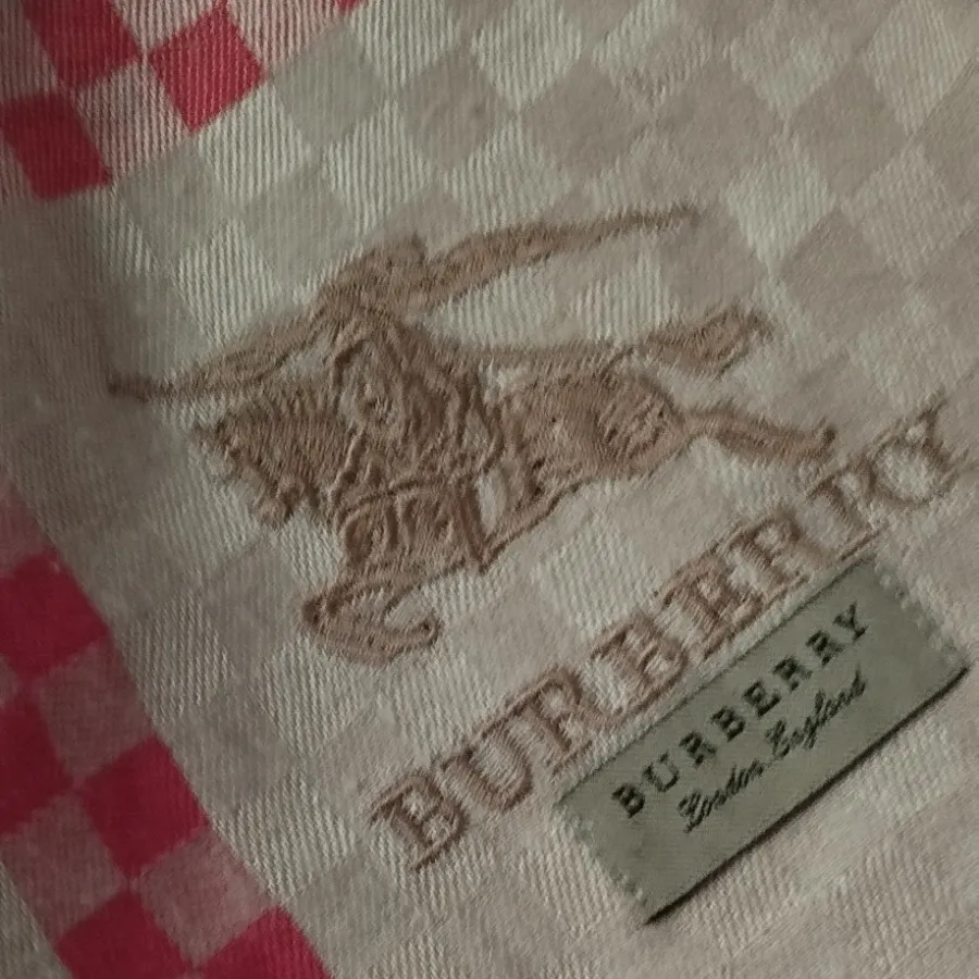 شال باربری Burberry