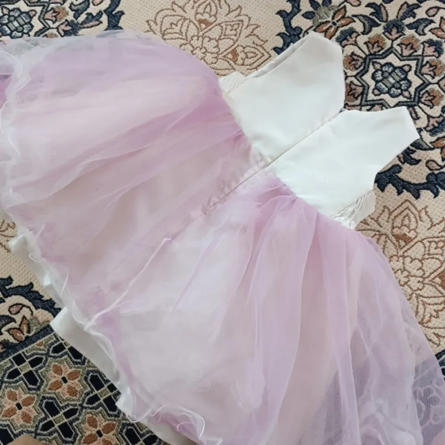 پیرهن بچگانه