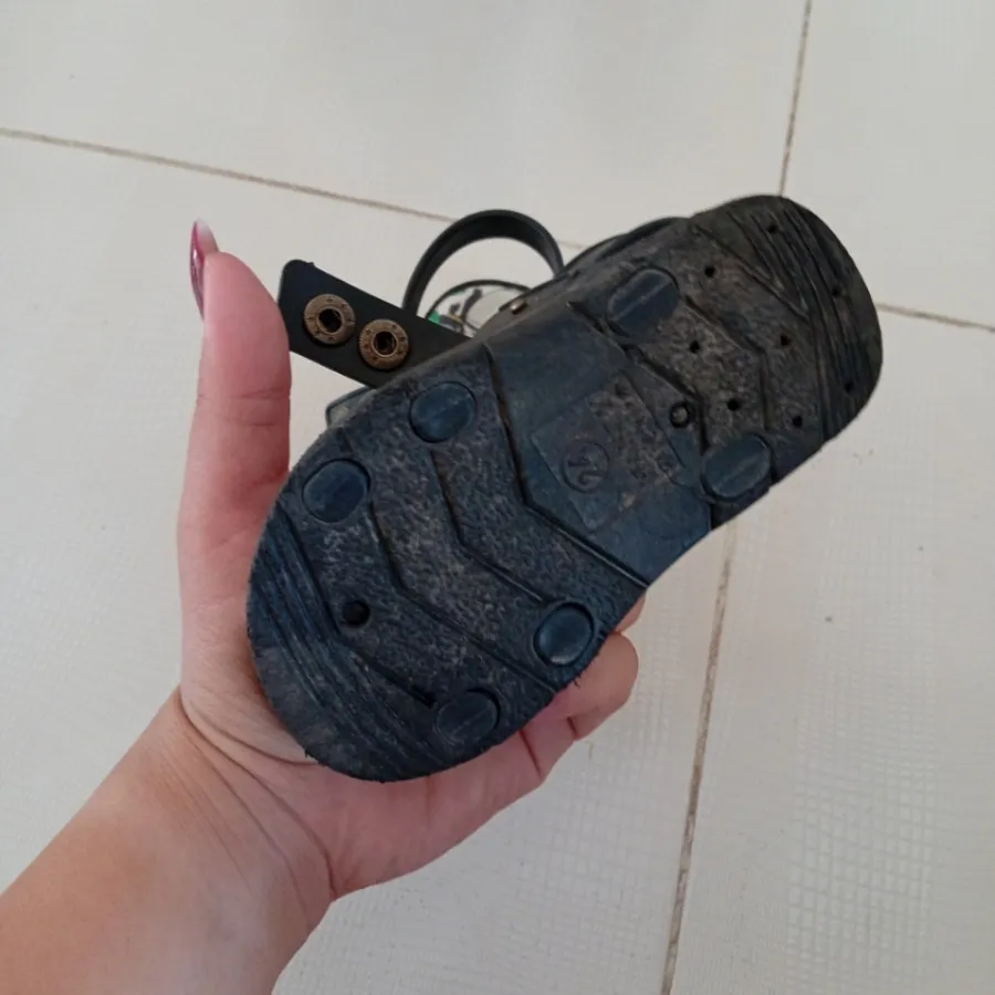 دمپایی بچگانه