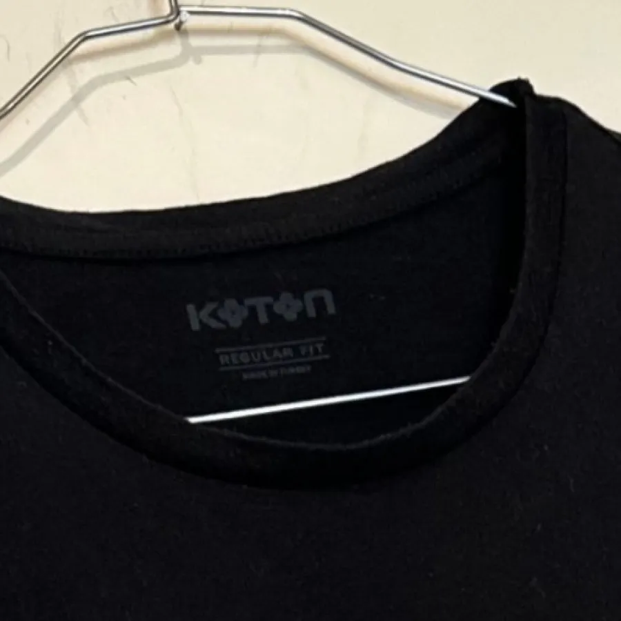 تیشرت برند Koton