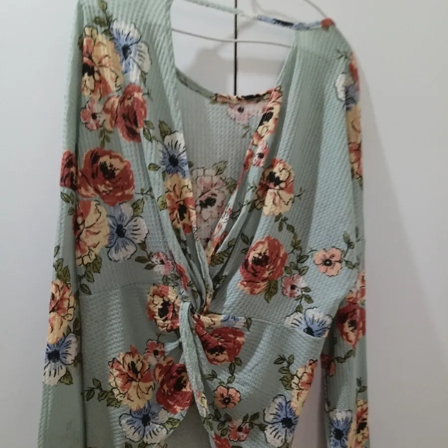 بلوز طرح گل دار