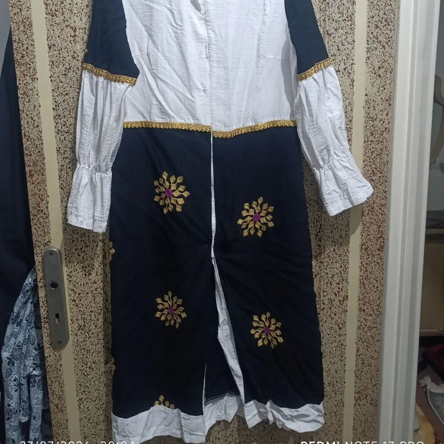 مانتو بلند