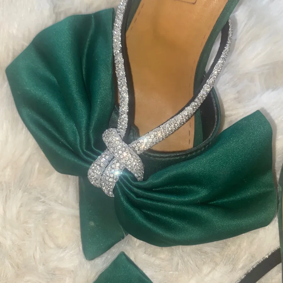 صندل زمردی نگین دار
