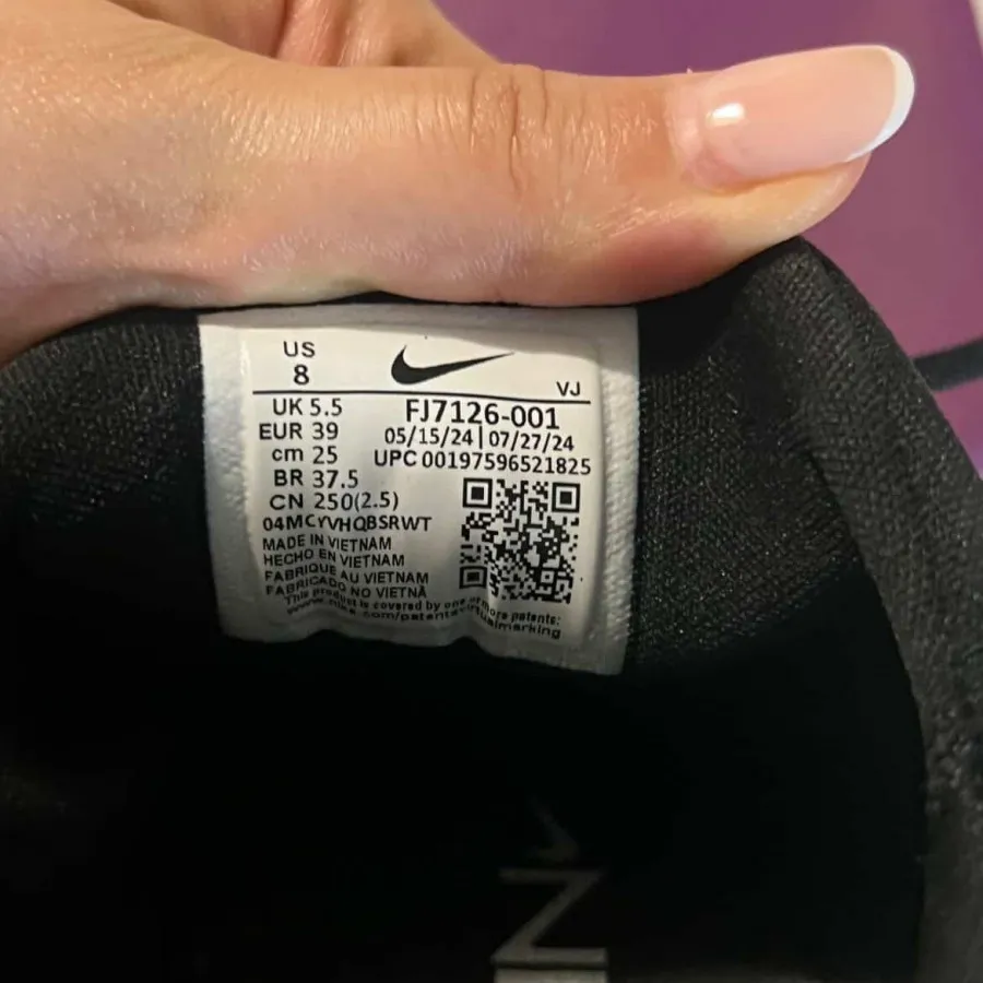 کتونی Nike free metcon