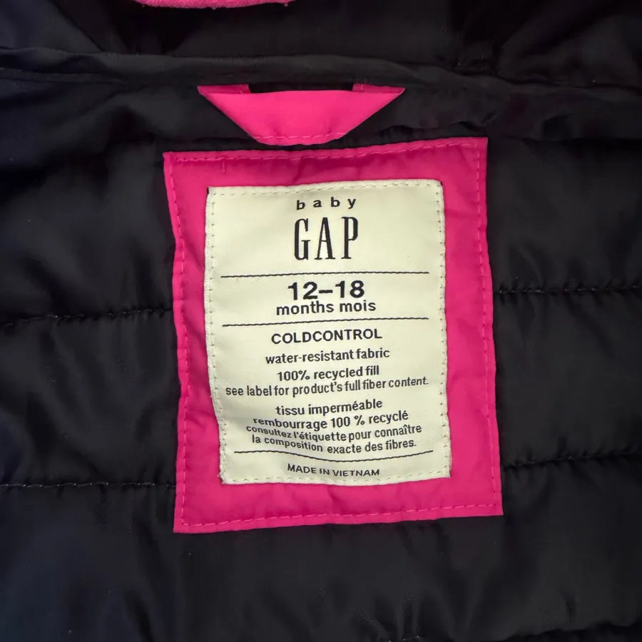 کاپشن برند GAP
