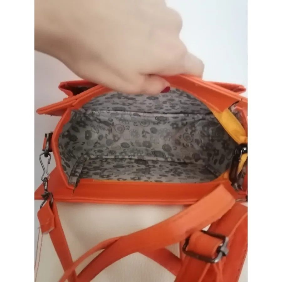 کیف هلویی نارنجی