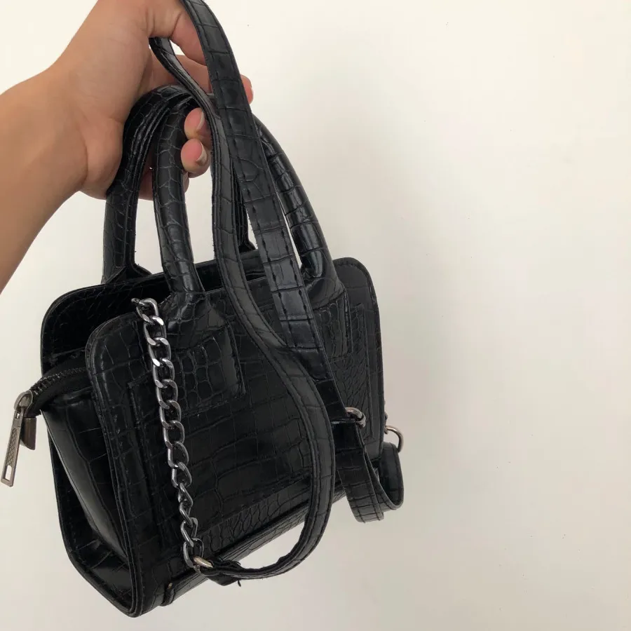 کیف دوشی و دستی زارا