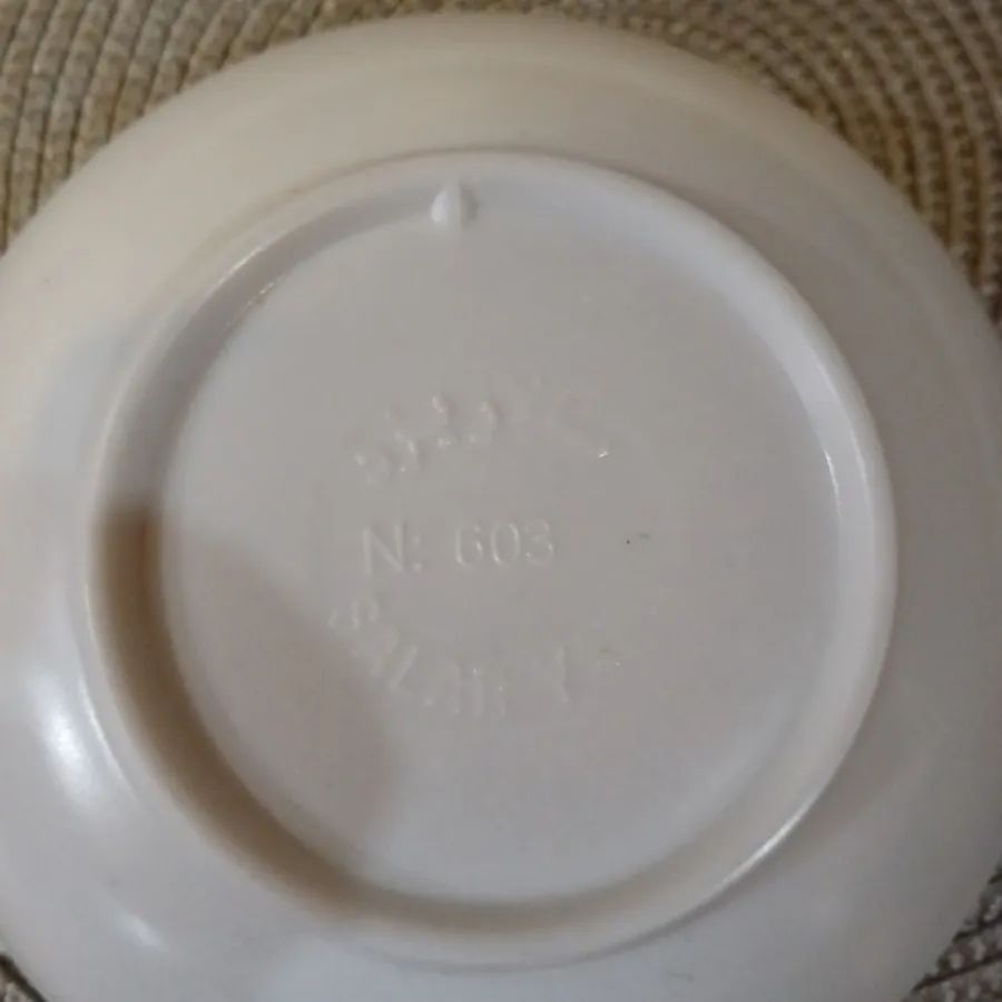 کاسه آبگوشت خوری