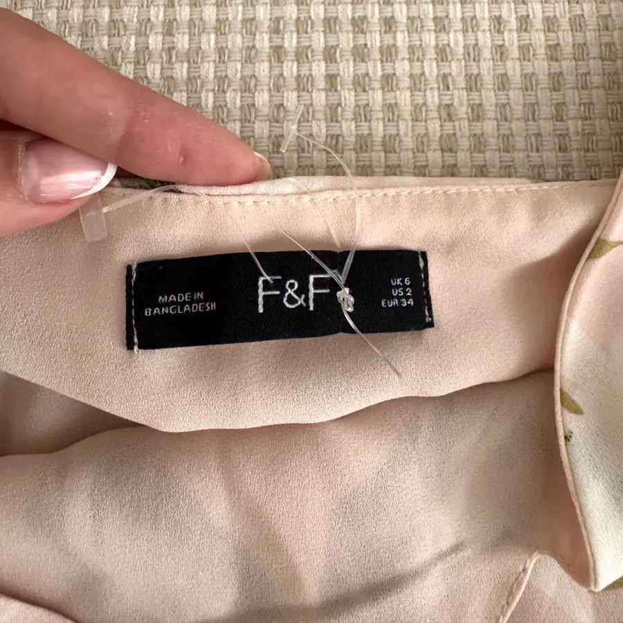 تاپ خارجی برند f&f